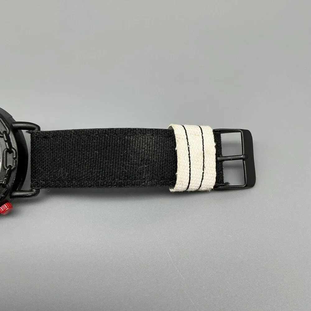 Bleach Loot Crate Exclusive Mens Watch 42mm Anime Black Red Canvas New Battery